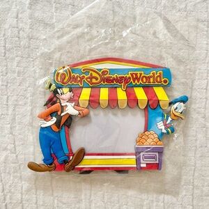 Vintage Walt Disney World magnetic picture frame